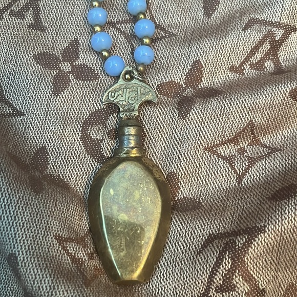 VINTAGE NECKLACE COLOGNE STORAGE - Picture 3 of 9